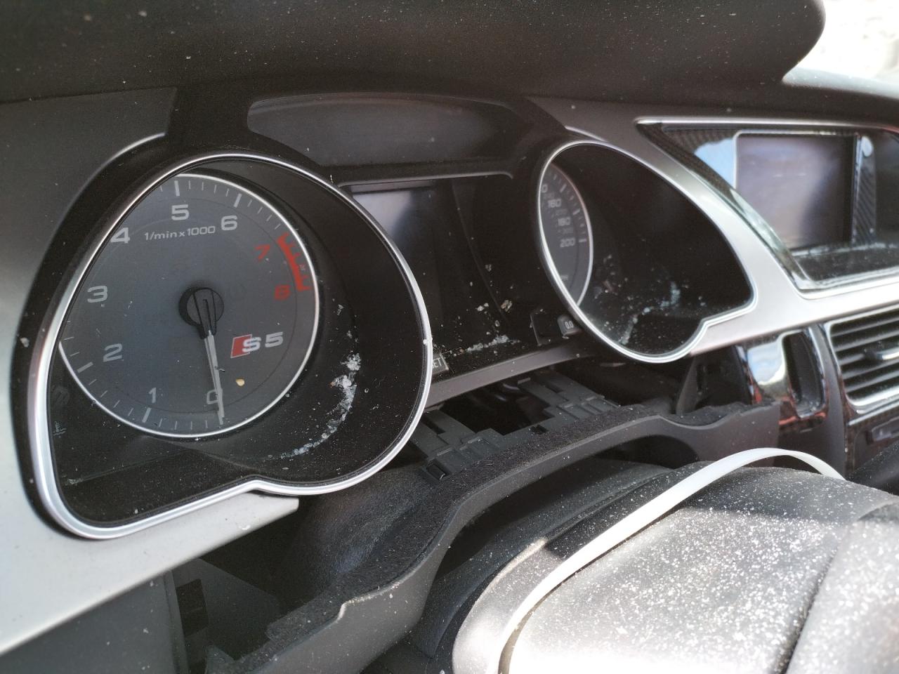Photo 8 from auction – 2011 AUDI S5 PRESTIG with VIN WAUVVAFR5BA076102
