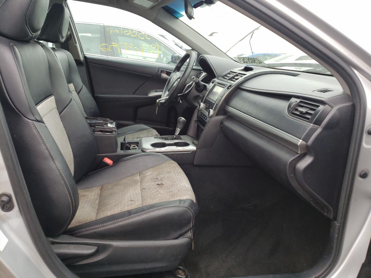 Photo 5 from auction – 2014 TOYOTA CAMRY L with VIN 4T1BF1FK4EU755217