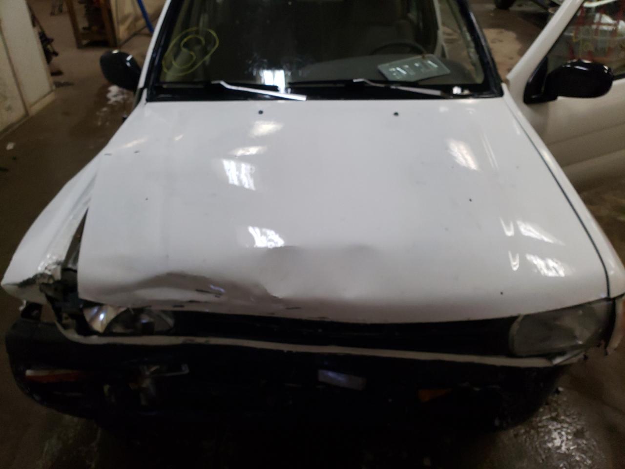 Photo 7 from auction – 1996 NISSAN PATHFINDER with VIN JN8AR05SXTW050852