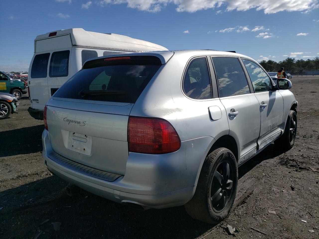 Photo 4 from auction – 2006 PORSCHE CAYENNE S with VIN WP1AB29P66LA60851