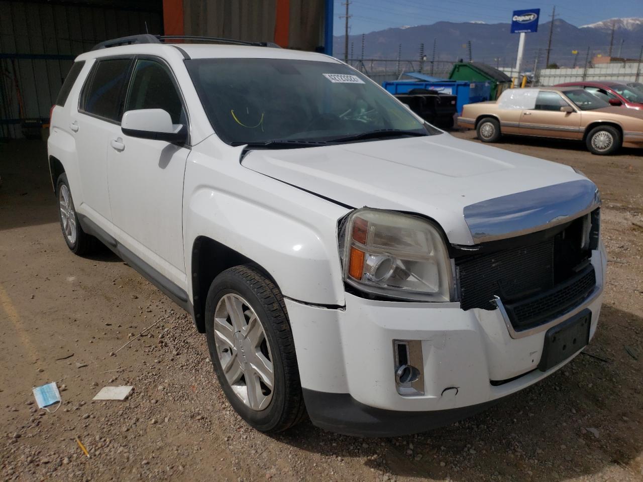 GMC TERRAIN SL 2011 with VIN 2CTFLVE50B6215542 - Photo from auction