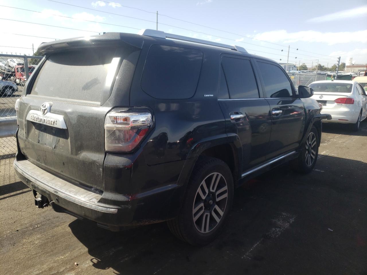 Photo 4 from auction – 2016 TOYOTA 4RUNNER SR with VIN JTEBU5JR1G5291530