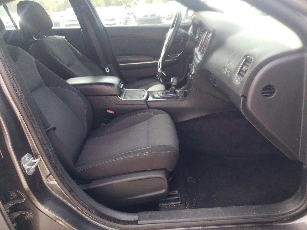 Photo 5 from auction – 2015 DODGE CHARGER SE with VIN 2C3CDXBG1FH735387