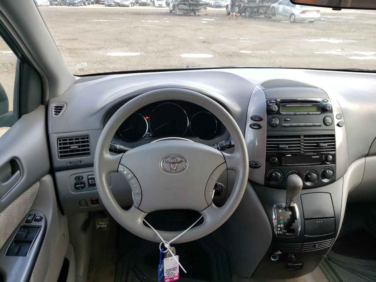 Photo 9 from auction – 2009 TOYOTA SIENNA CE with VIN 5TDZK23C59S239685