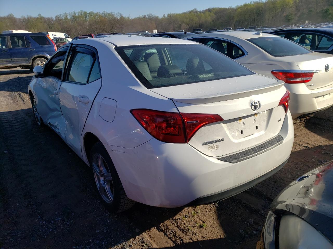 Photo 3 from auction – 2019 TOYOTA COROLLA L with VIN 2T1BURHE4KC160845