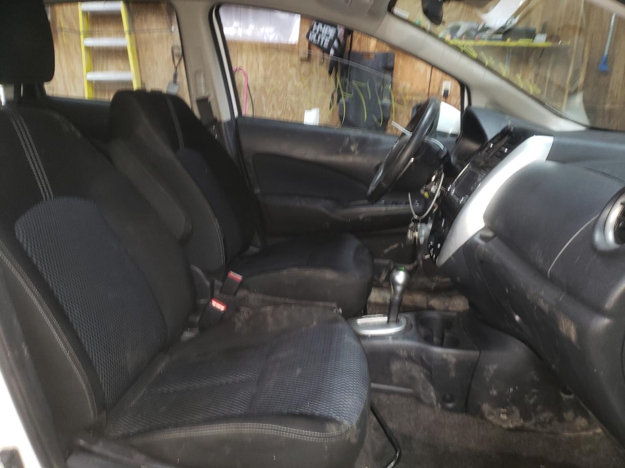 Photo 5 from auction – 2016 NISSAN VERSA NOTE with VIN 3N1CE2CP0GL383568