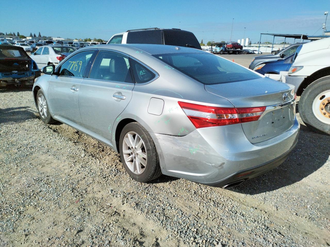 Photo 9 from auction – 2015 TOYOTA AVALON XLE with VIN 4T1BK1EB3FU160356