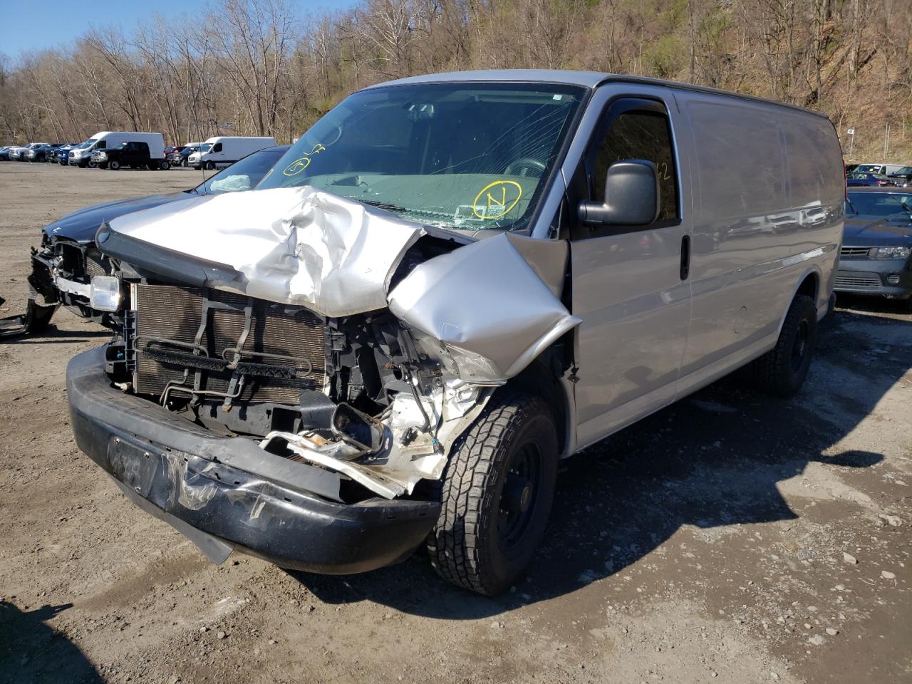 Photo 2 from auction – 2015 CHEVROLET EXPRESS G2 with VIN 1GCWGFCF1F1210456