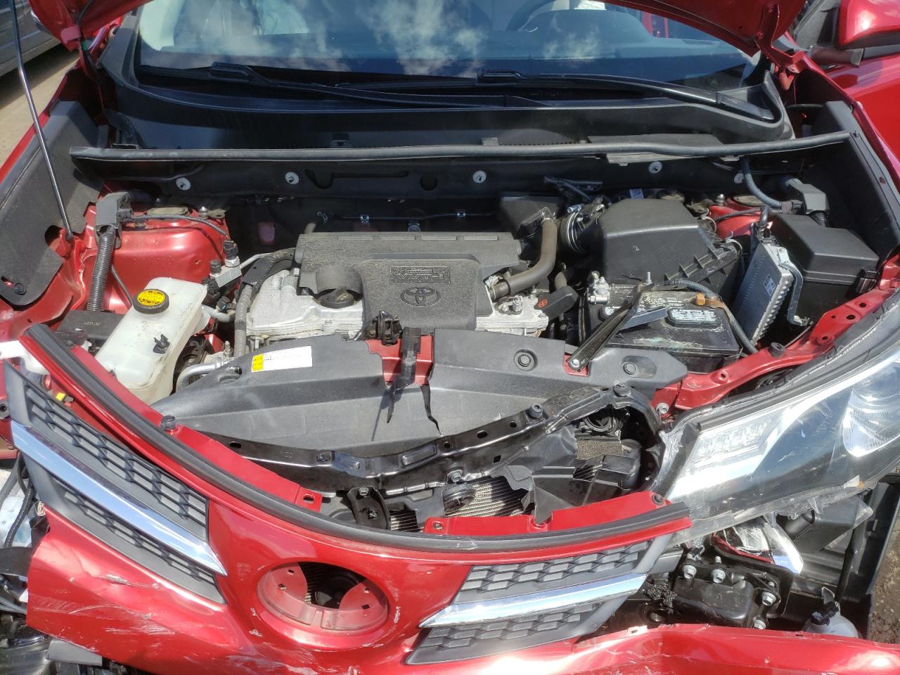 Photo 7 from auction – 2015 TOYOTA RAV4 XLE with VIN 2T3RFREVXFW406483