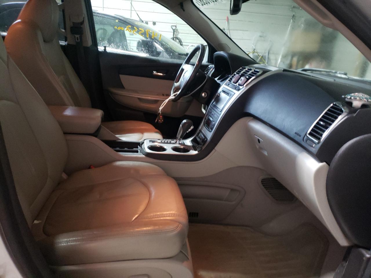 Photo 5 from auction – 2012 GMC ACADIA SLT with VIN 1GKKVRED1CJ395013