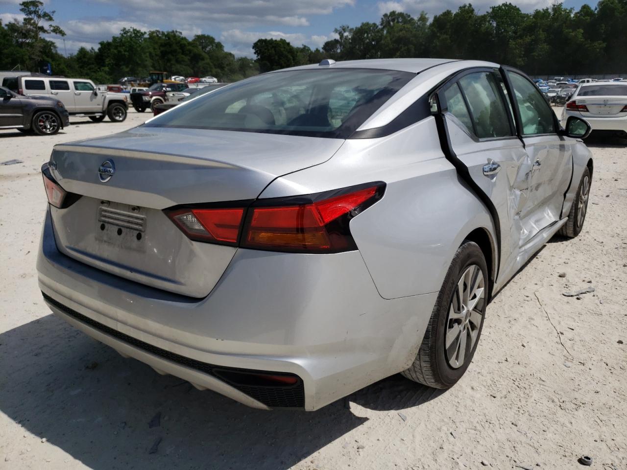 Photo 4 from auction – 2019 NISSAN ALTIMA S with VIN 1N4BL4BV4KC127695