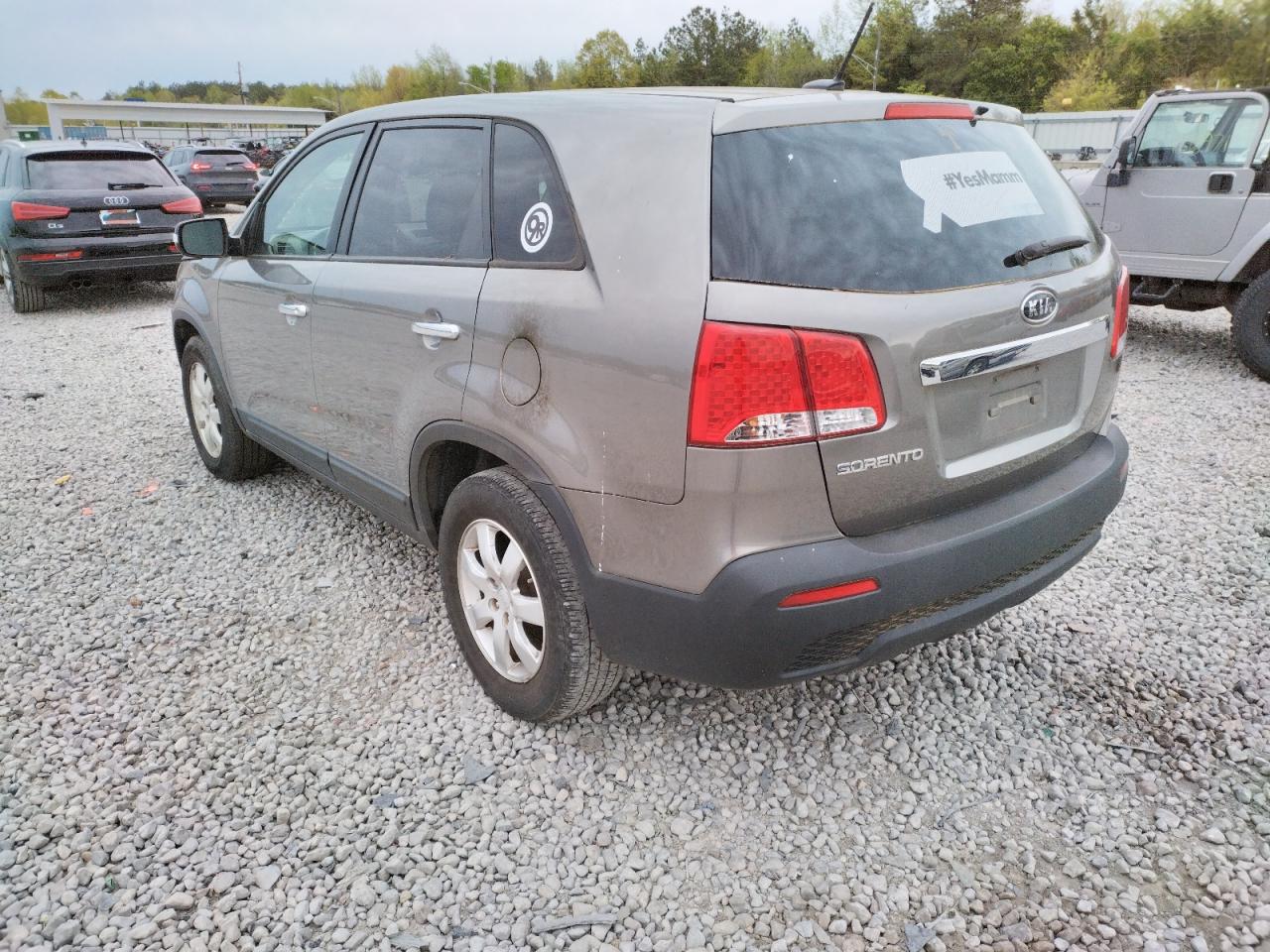 Photo 3 from auction – 2011 KIA SORENTO BA with VIN 5XYKT3A11BG088000