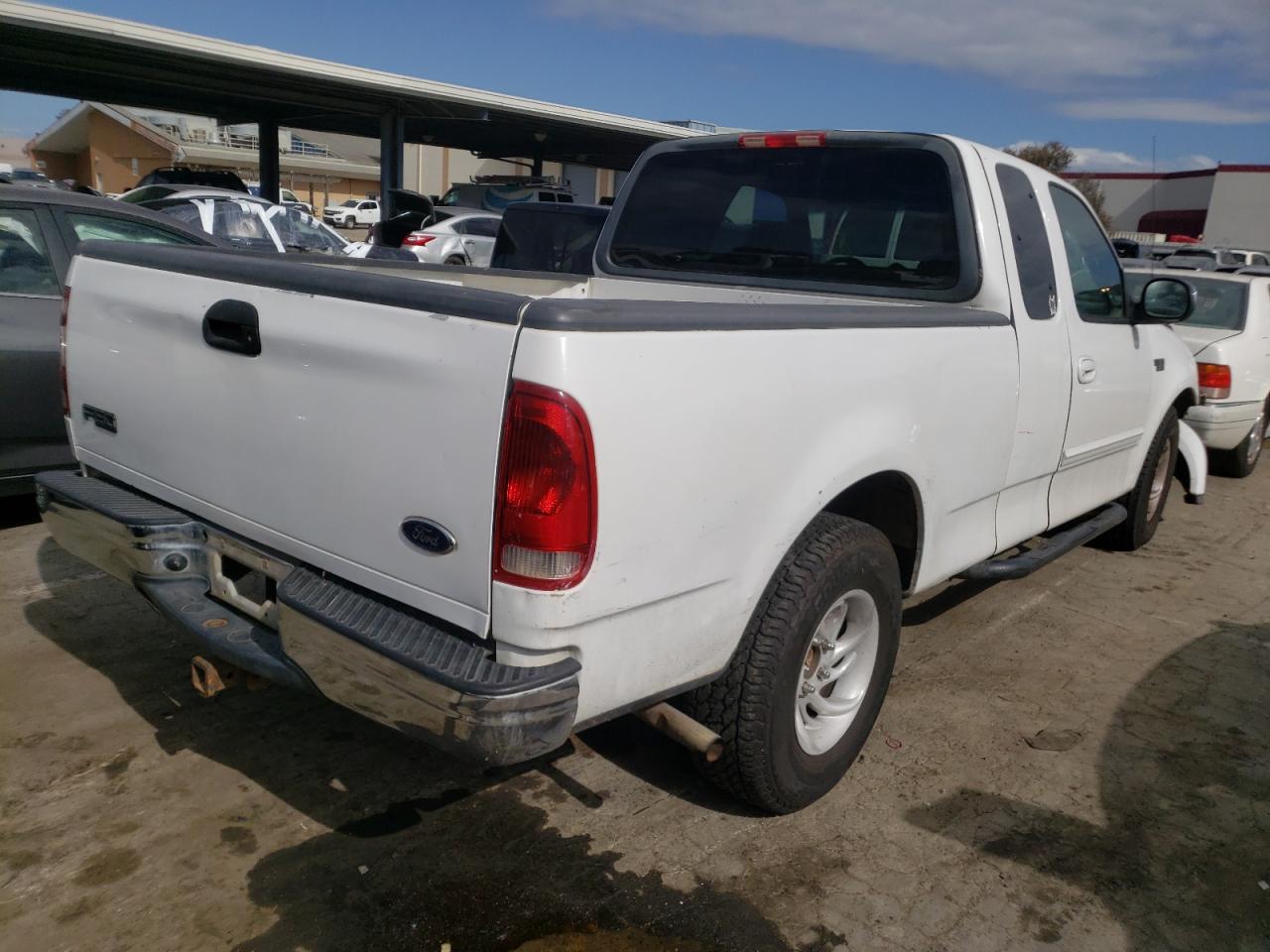 صورة رقم 4 من المزاد - 2002 FORD F150 مع VIN 1FTRX17222NB81009