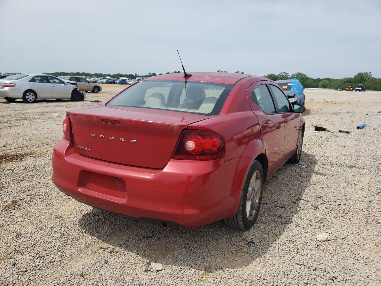 Photo 4 from auction – 2011 DODGE AVENGER LU with VIN 1B3BD2FG2BN534525