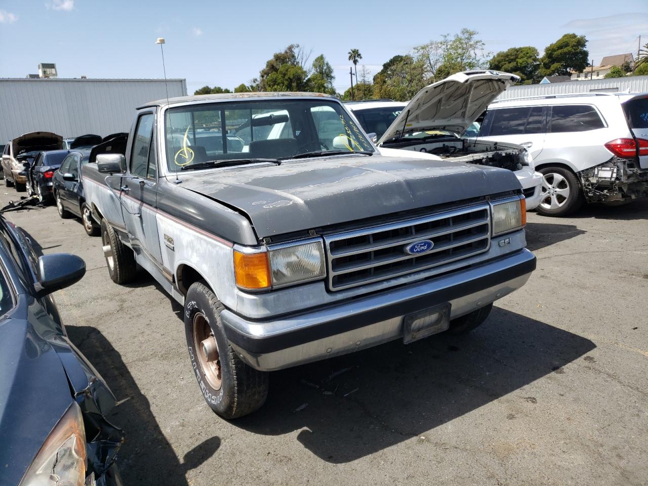 FORD F250 1990 with VIN 2FTHF25G6LCB37394 - Photo from auction