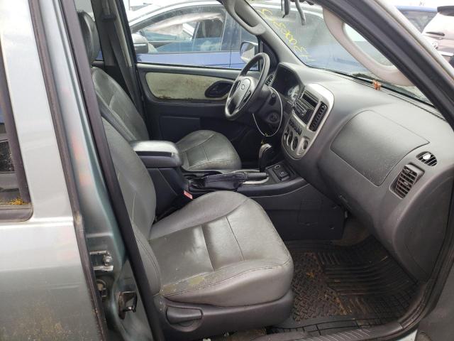 Photo 5 from auction – 2005 FORD ESCAPE HEV with VIN 1FMCU95H05KE01365
