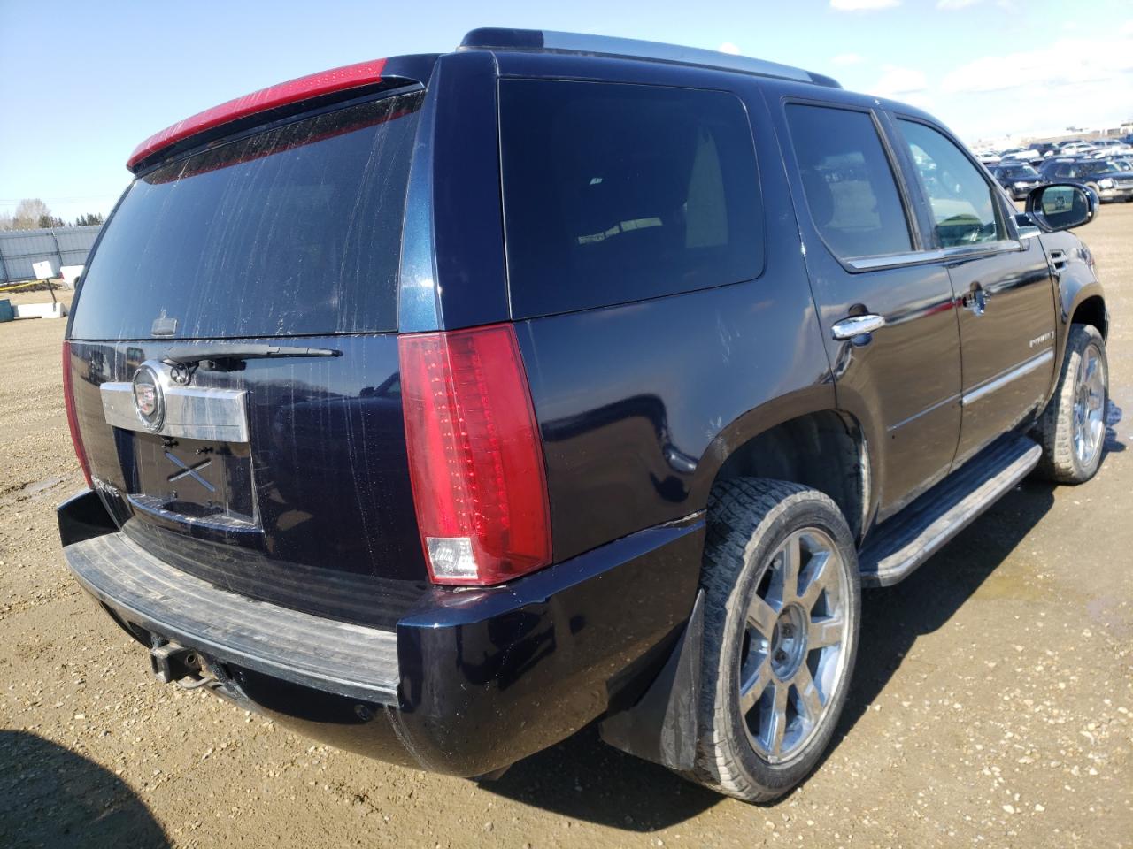 Photo 4 from auction – 2007 CADILLAC ESCALADE L with VIN 1GYFK63847R301217