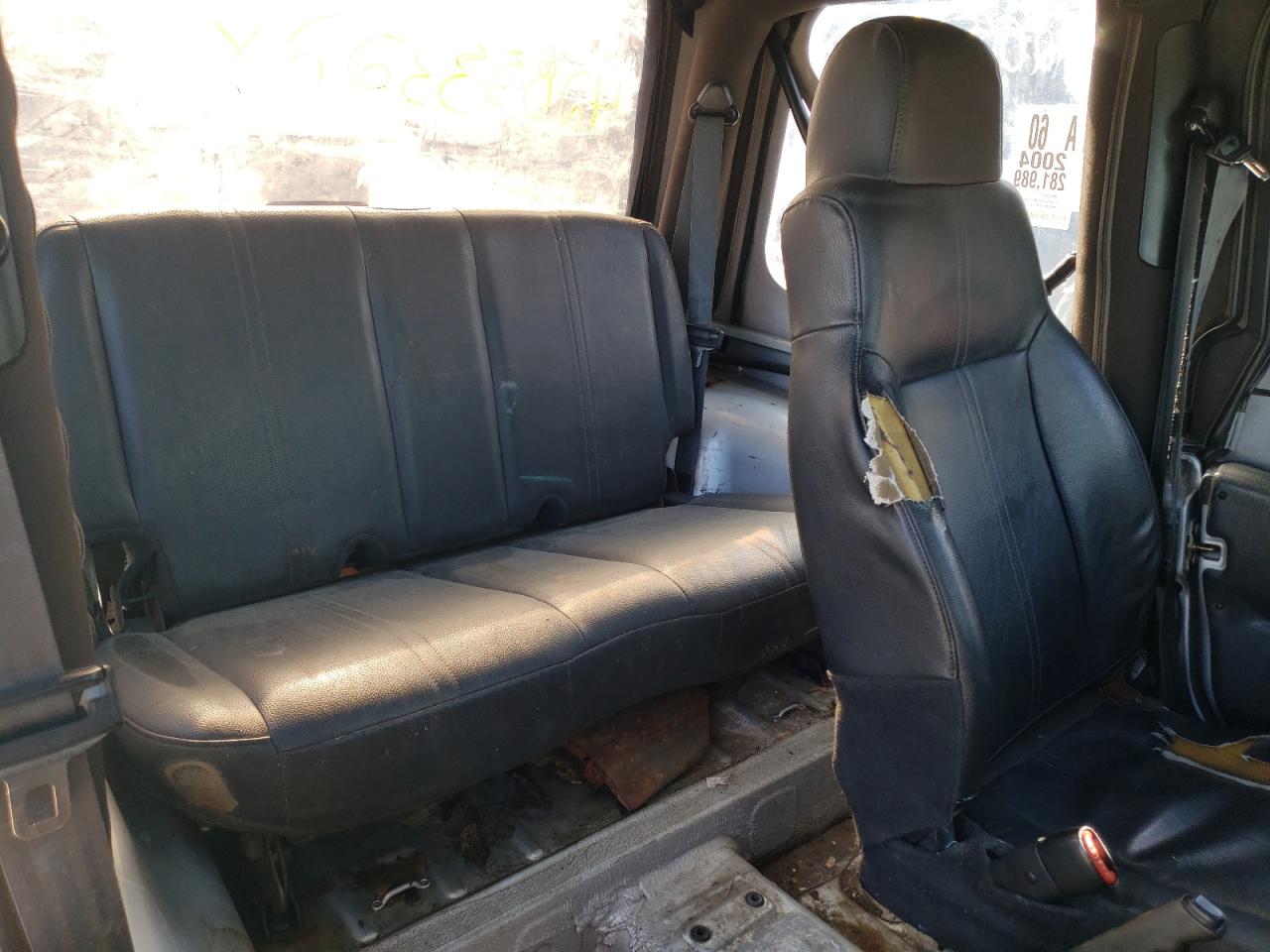 Photo 6 from auction – 2004 JEEP WRANGLER / with VIN 1J4FA29124P779438