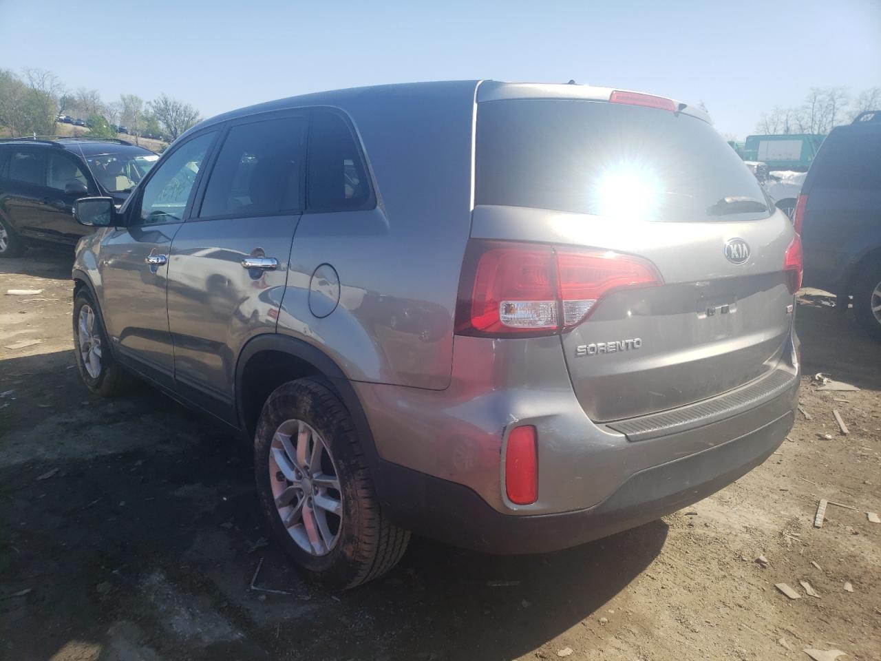 Photo 3 from auction – 2014 KIA SORENTO LX with VIN 5XYKTCA65EG457117