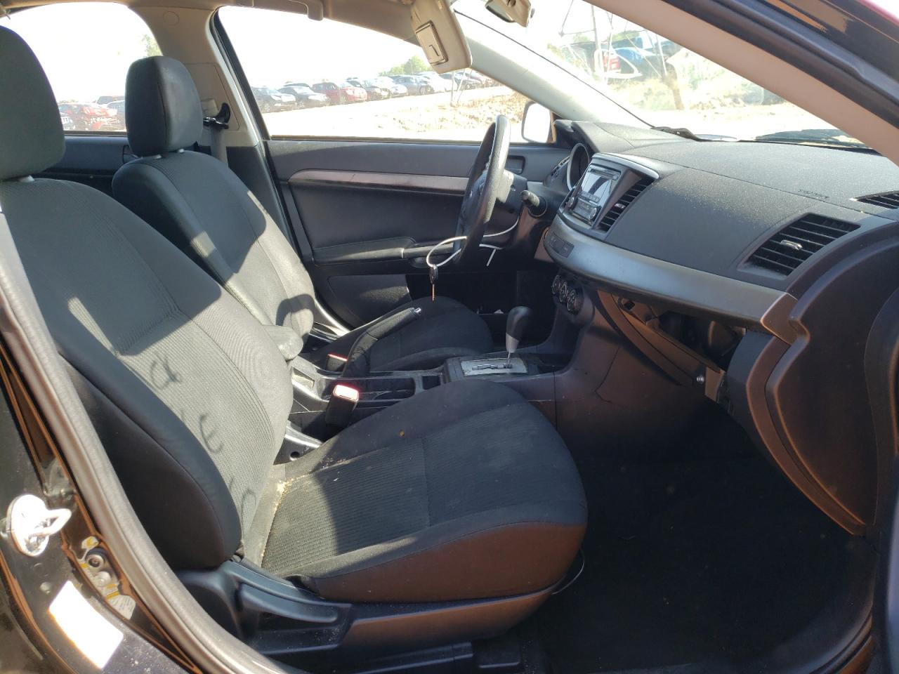 Photo 5 from auction – 2015 MITSUBISHI LANCER ES with VIN JA32U2FU0FU012250