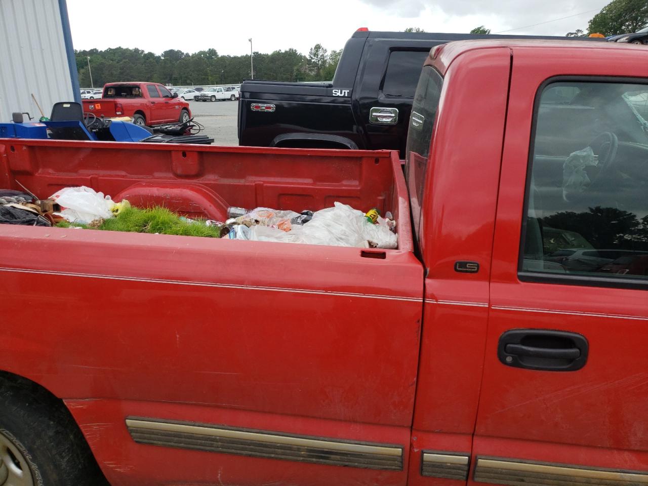 Photo 6 from auction – 2001 CHEVROLET SILVERADO with VIN 1GCEC14V41E264139