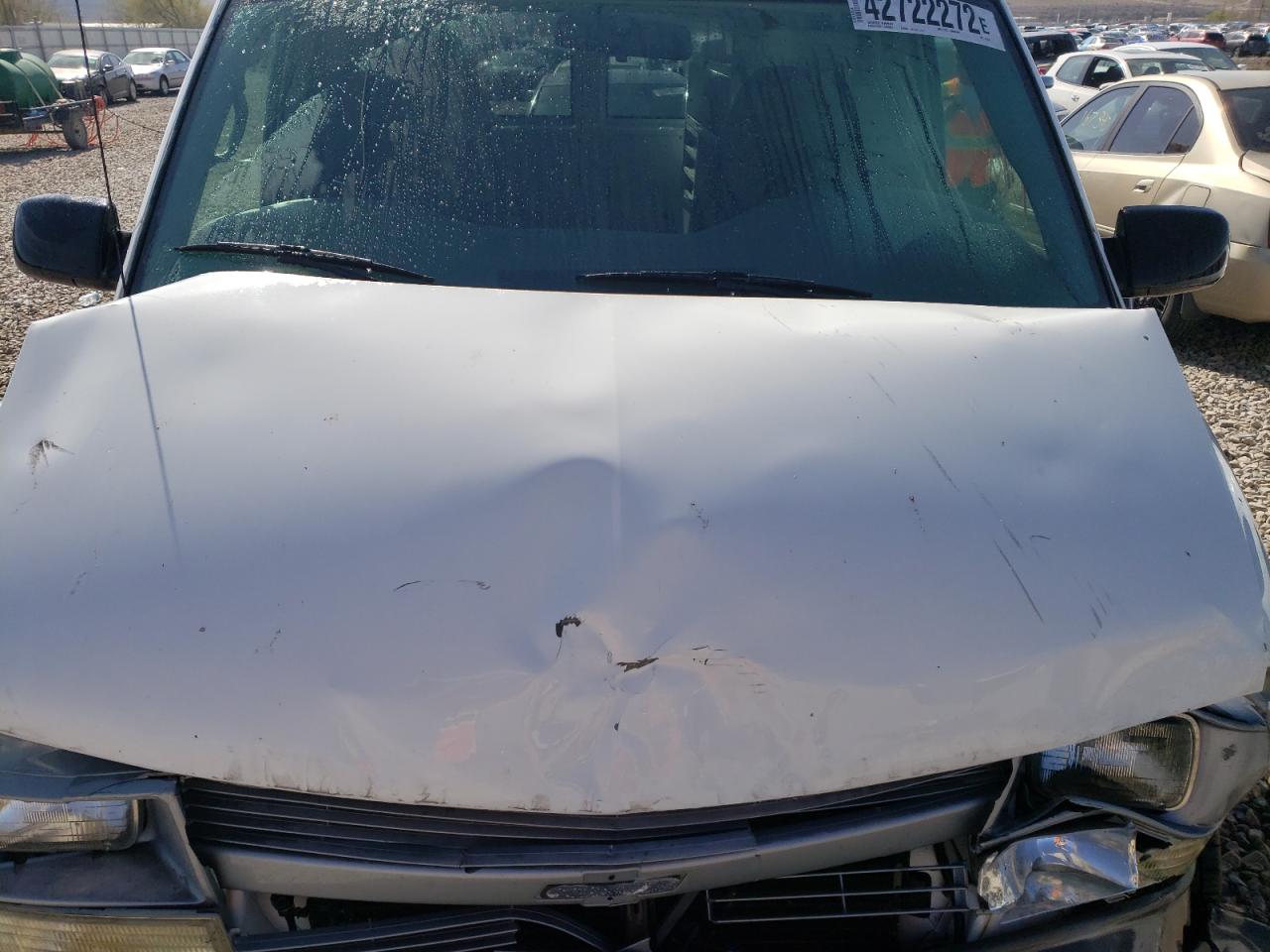 Photo 7 from auction – 2005 CHEVROLET ASTRO with VIN 1GCDM19X25B108305