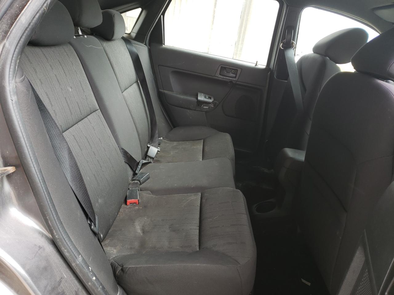 Photo 6 from auction – 2011 FORD FOCUS SE with VIN 1FAHP3FN9BW201775