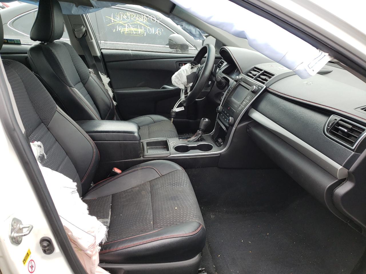 Photo 5 from auction – 2015 TOYOTA CAMRY LE with VIN 4T1BF1FK3FU043587