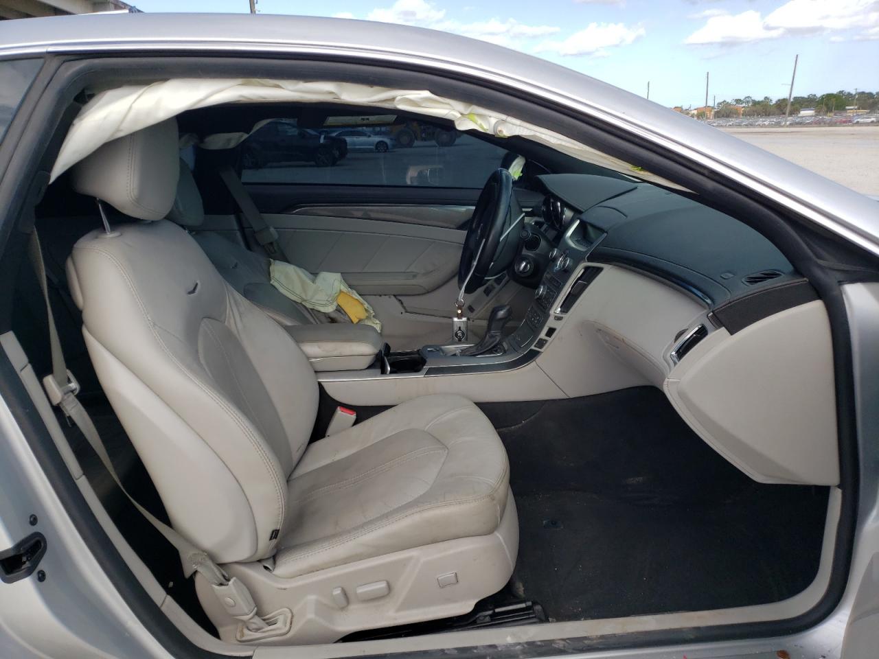 Photo 5 from auction – 2011 CADILLAC CTS PERFOR with VIN 1G6DJ1ED2B0137320