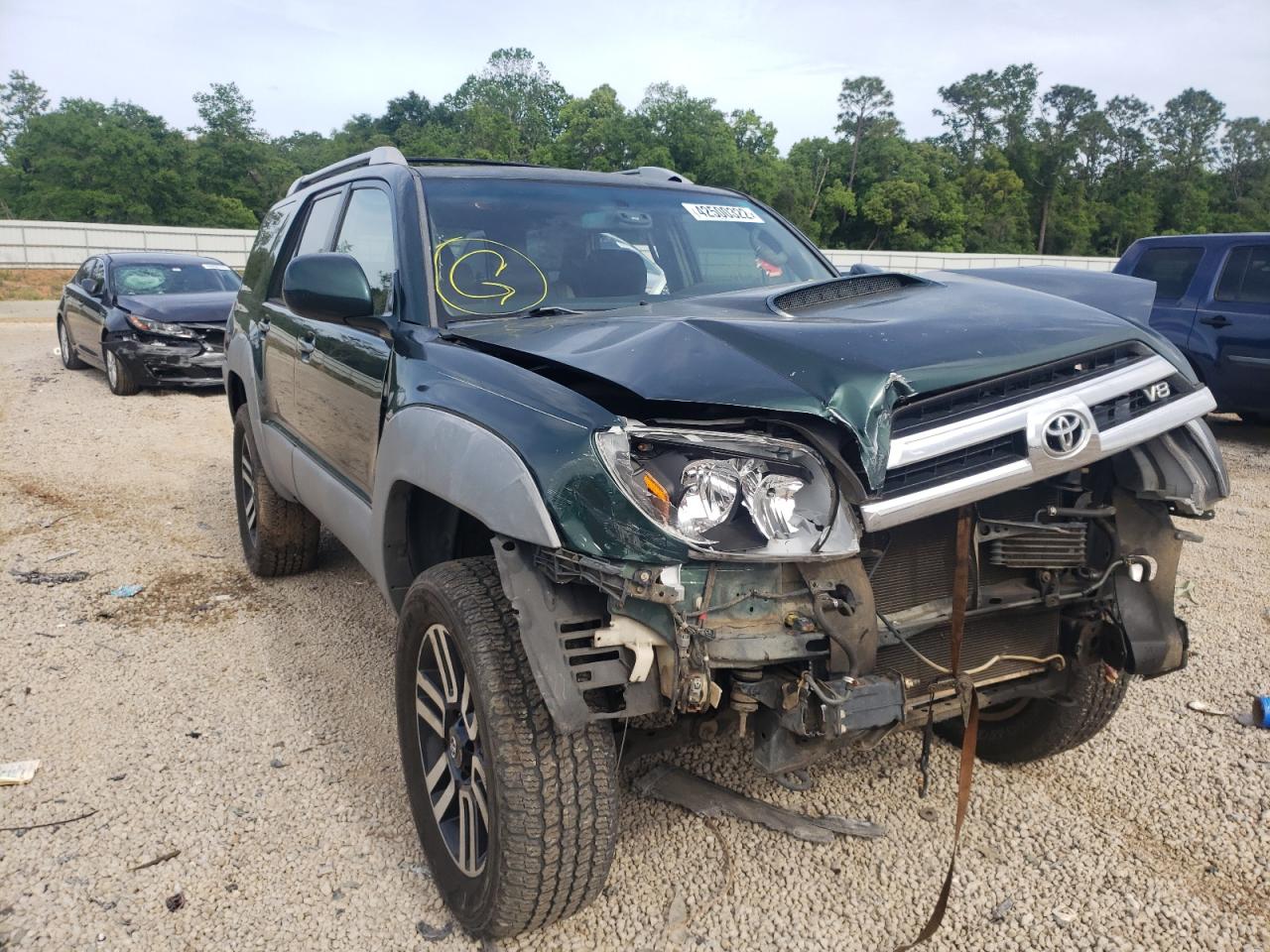 TOYOTA 4RUNNER SR 2003 with VIN JTEBT14R830013786 - Photo from auction