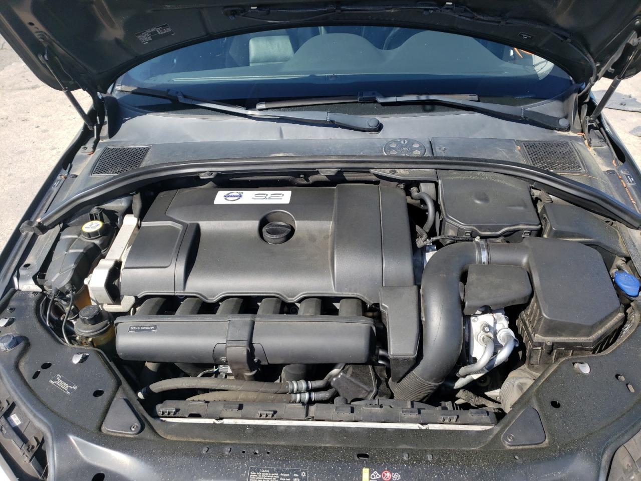 Photo 7 from auction – 2013 VOLVO S80 3.2 with VIN YV1952AS4D1171333