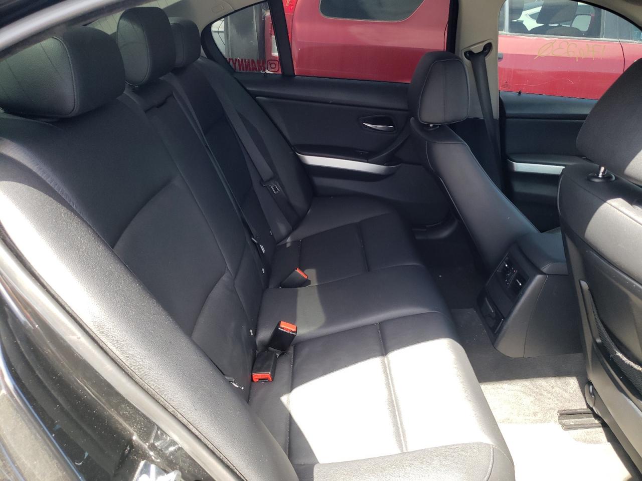 Photo 6 from auction – 2006 BMW 325 I with VIN WBAVB13516K000287