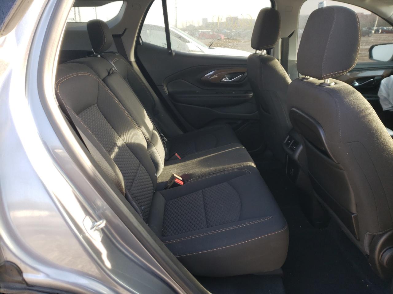 Photo 6 from auction – 2018 GMC TERRAIN SL with VIN 3GKALMEX7JL298693