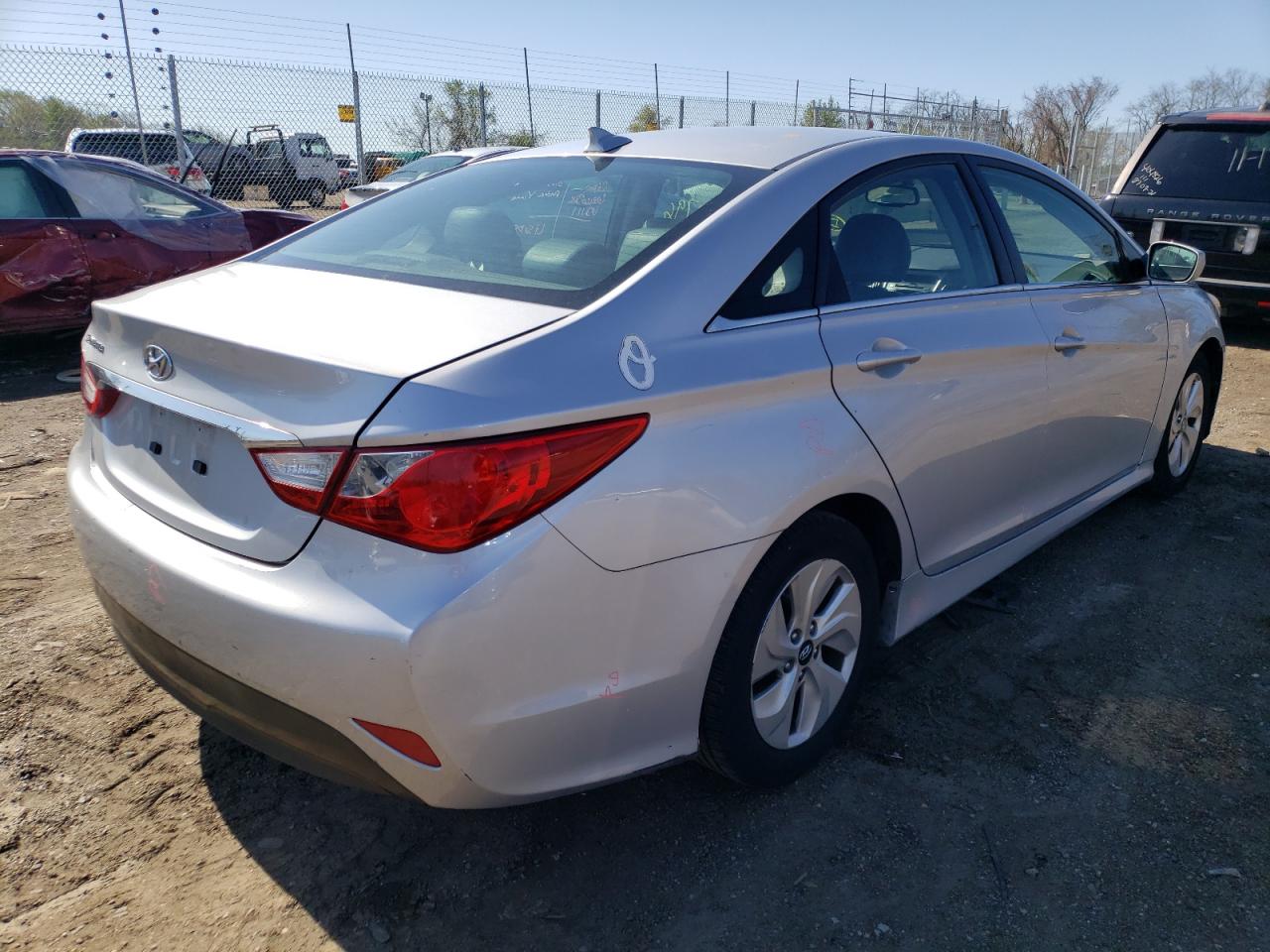 Photo 4 from auction – 2014 HYUNDAI SONATA GLS with VIN 5NPEB4AC9EH821186