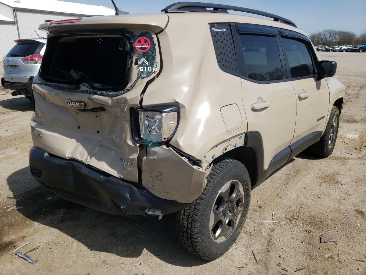 Photo 4 from auction – 2016 JEEP RENEGADE S with VIN ZACCJBAT6GPD16120