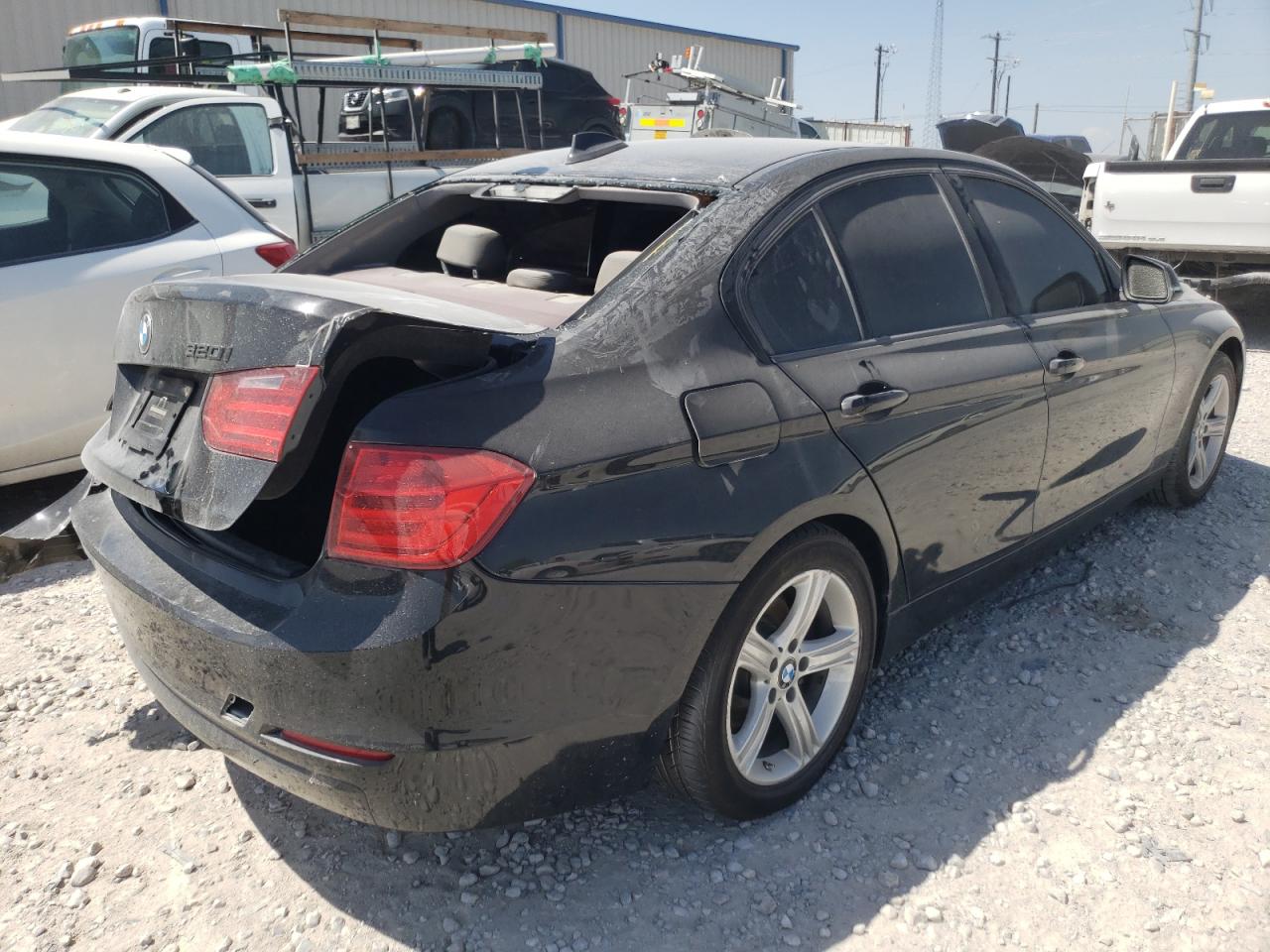 Photo 4 from auction – 2015 BMW 320 I with VIN WBA3B1G5XFNT02886