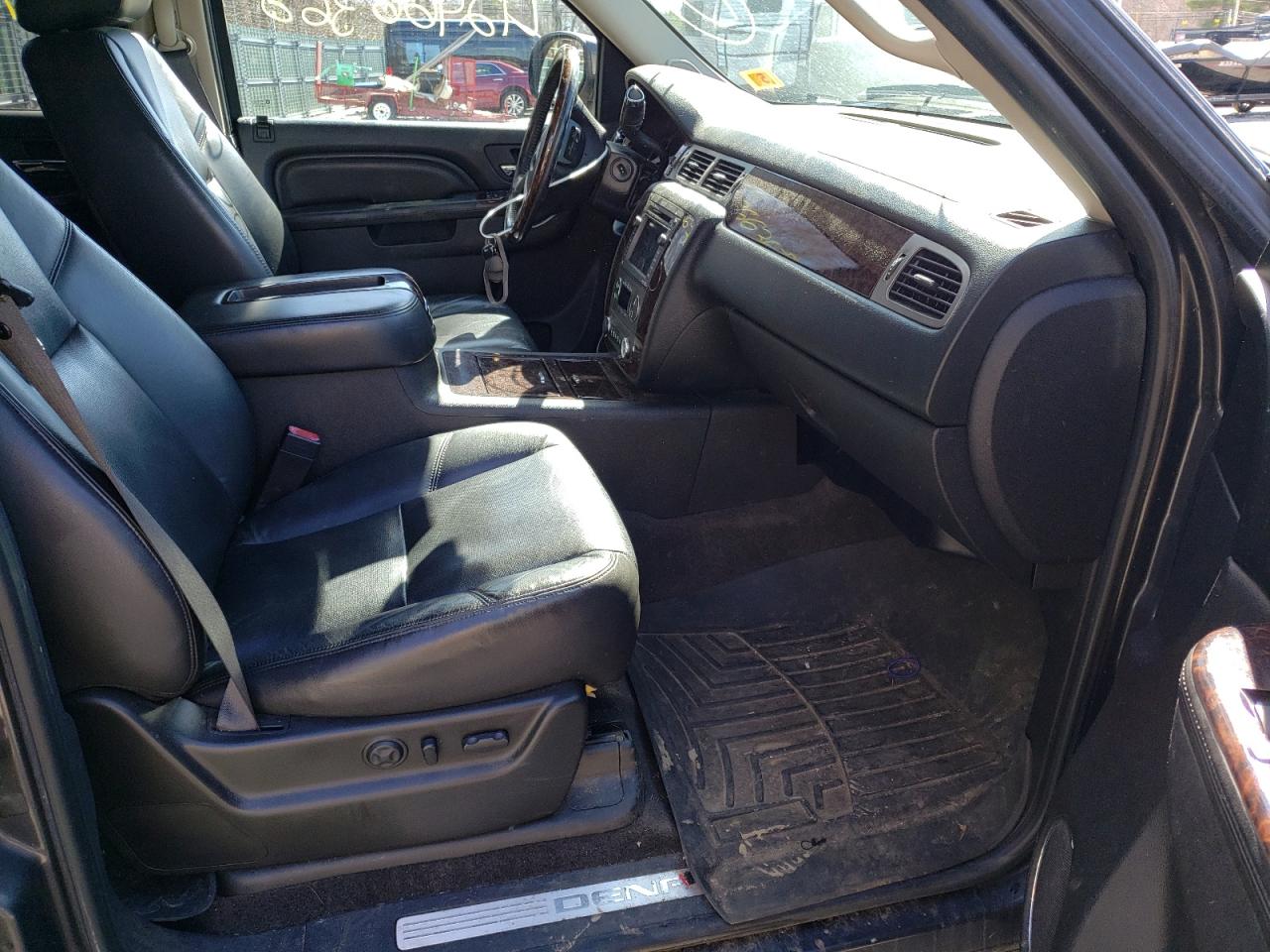 Photo 5 from auction – 2011 GMC YUKON DENA with VIN 1GKS2EEF0BR237667