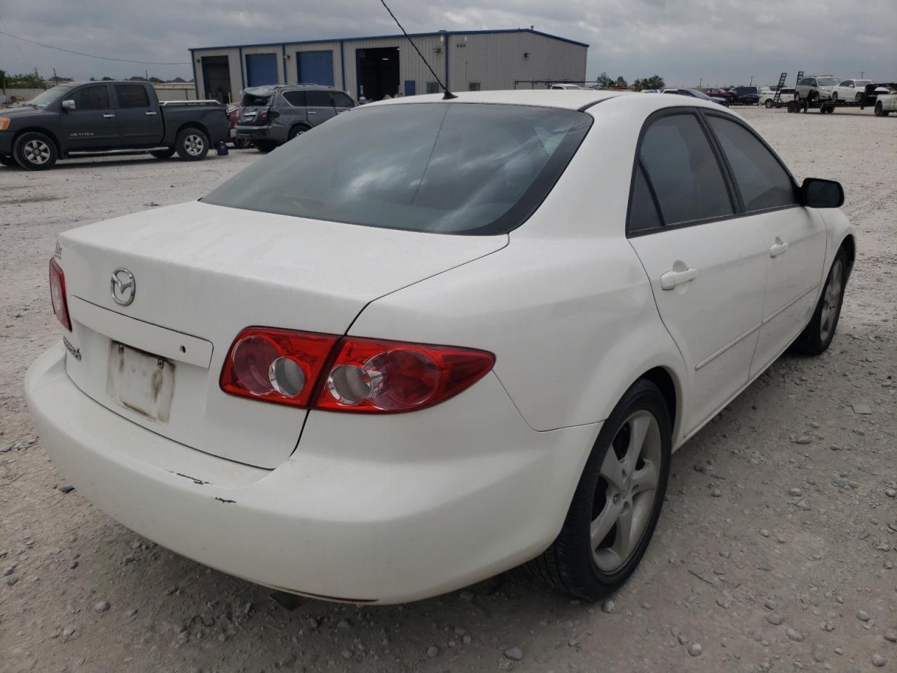 Photo 4 from auction – 2004 MAZDA 6 I with VIN 1YVFP80C645N40308