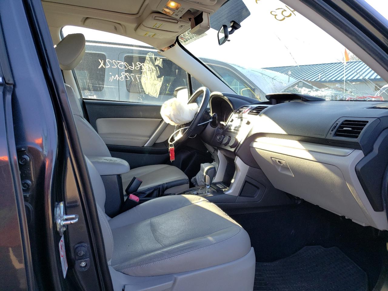 Photo 5 from auction – 2014 SUBARU FORESTER 2 with VIN JF2SJAHC5EH541453
