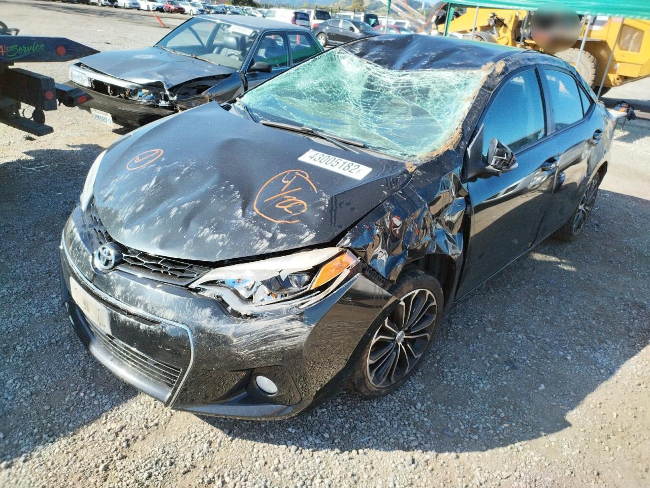 Photo 2 from auction – 2016 TOYOTA COROLLA L with VIN 5YFBURHE1GP477411