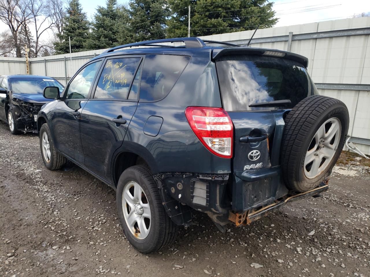 Foto 3 de la subasta – 2012 TOYOTA RAV4 con VIN 2T3JF4DV1CW256616