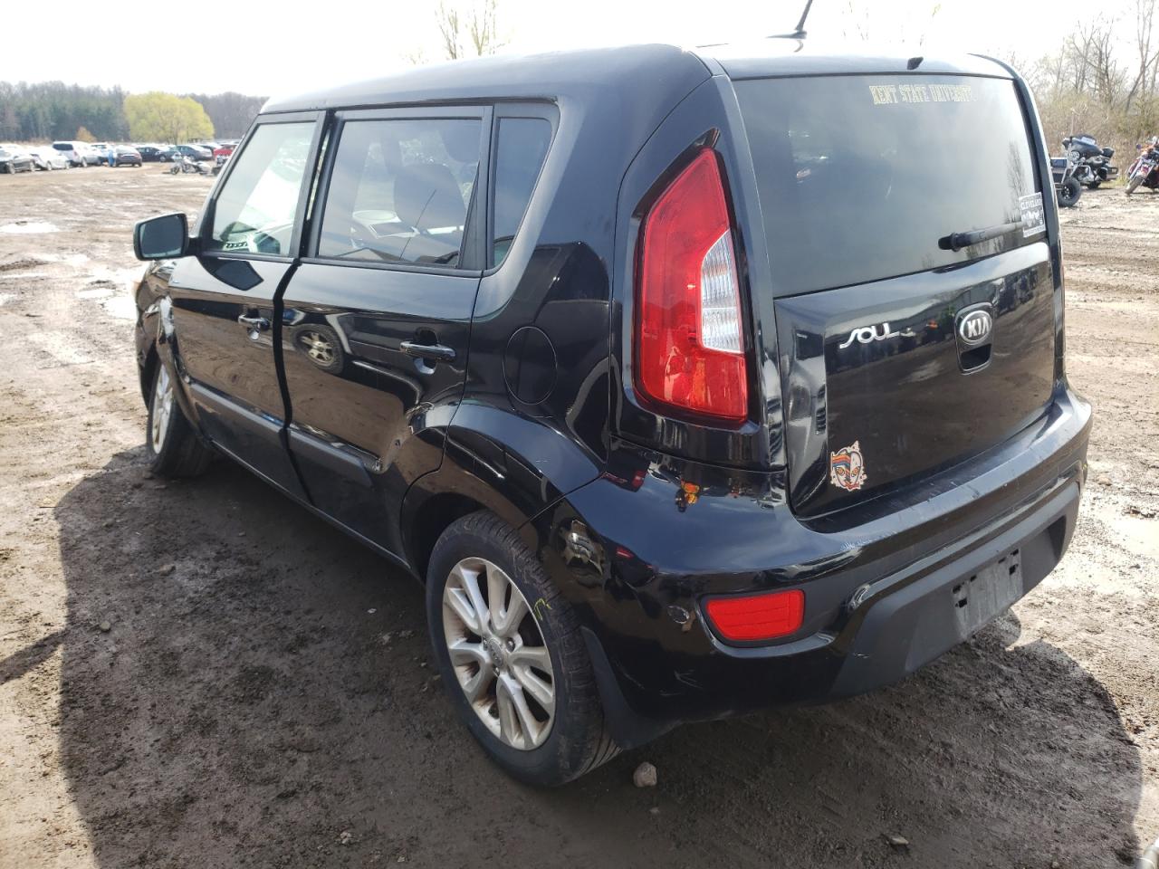 Photo 3 from auction – 2013 KIA SOUL with VIN KNDJT2A55D7560840