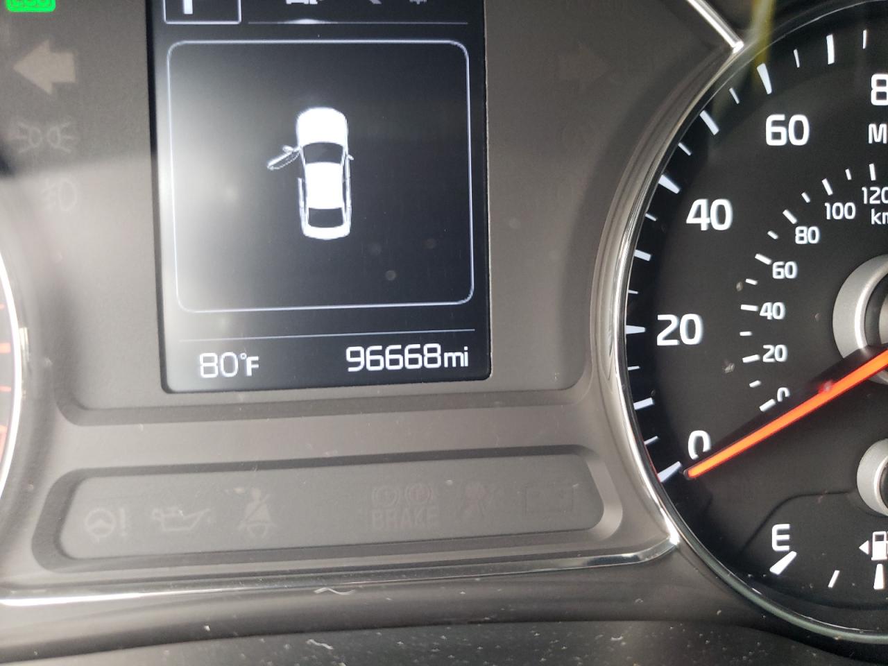 Photo 8 from auction – 2017 KIA FORTE LX with VIN 3KPFL4A72HE130031
