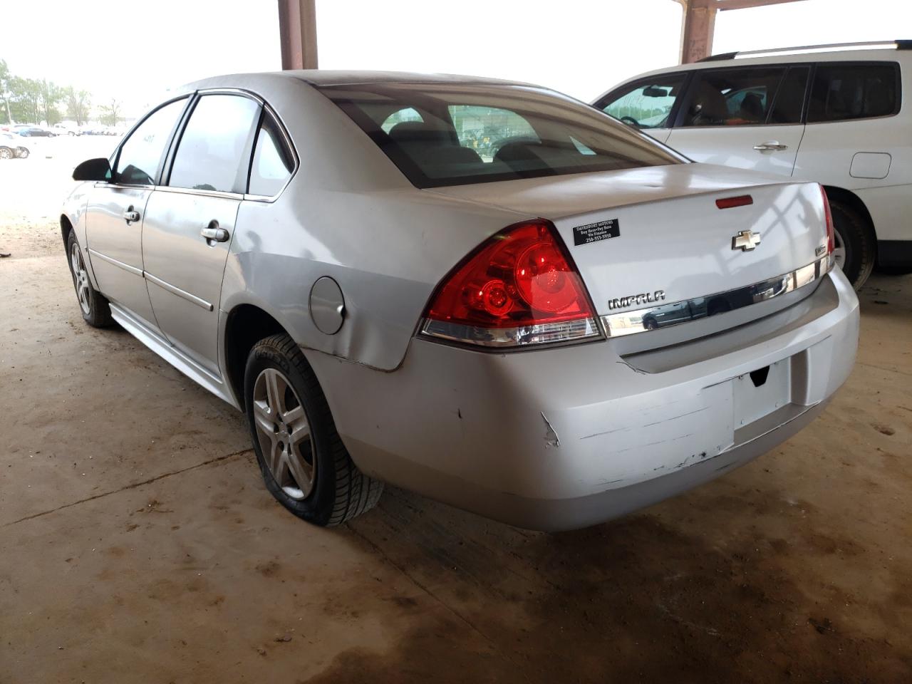 Photo 3 from auction – 2010 CHEVROLET IMPALA LS with VIN 2G1WA5EK9A1106072