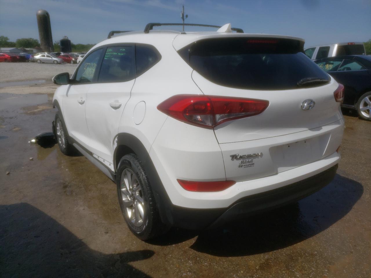 Photo 3 from auction – 2018 HYUNDAI TUCSON SEL with VIN KM8J33A42JU691102