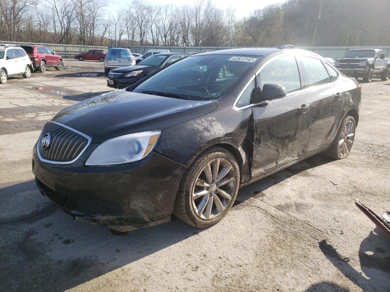 Photo 2 from auction – 2015 BUICK VERANO with VIN 1G4PP5SK7F4217984