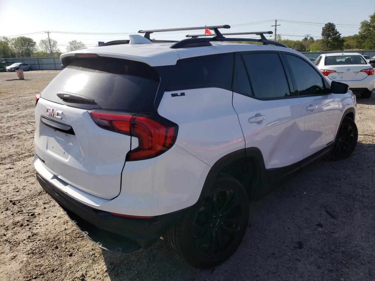 Photo 4 from auction – 2021 GMC TERRAIN SL with VIN 3GKALMEV2ML347611