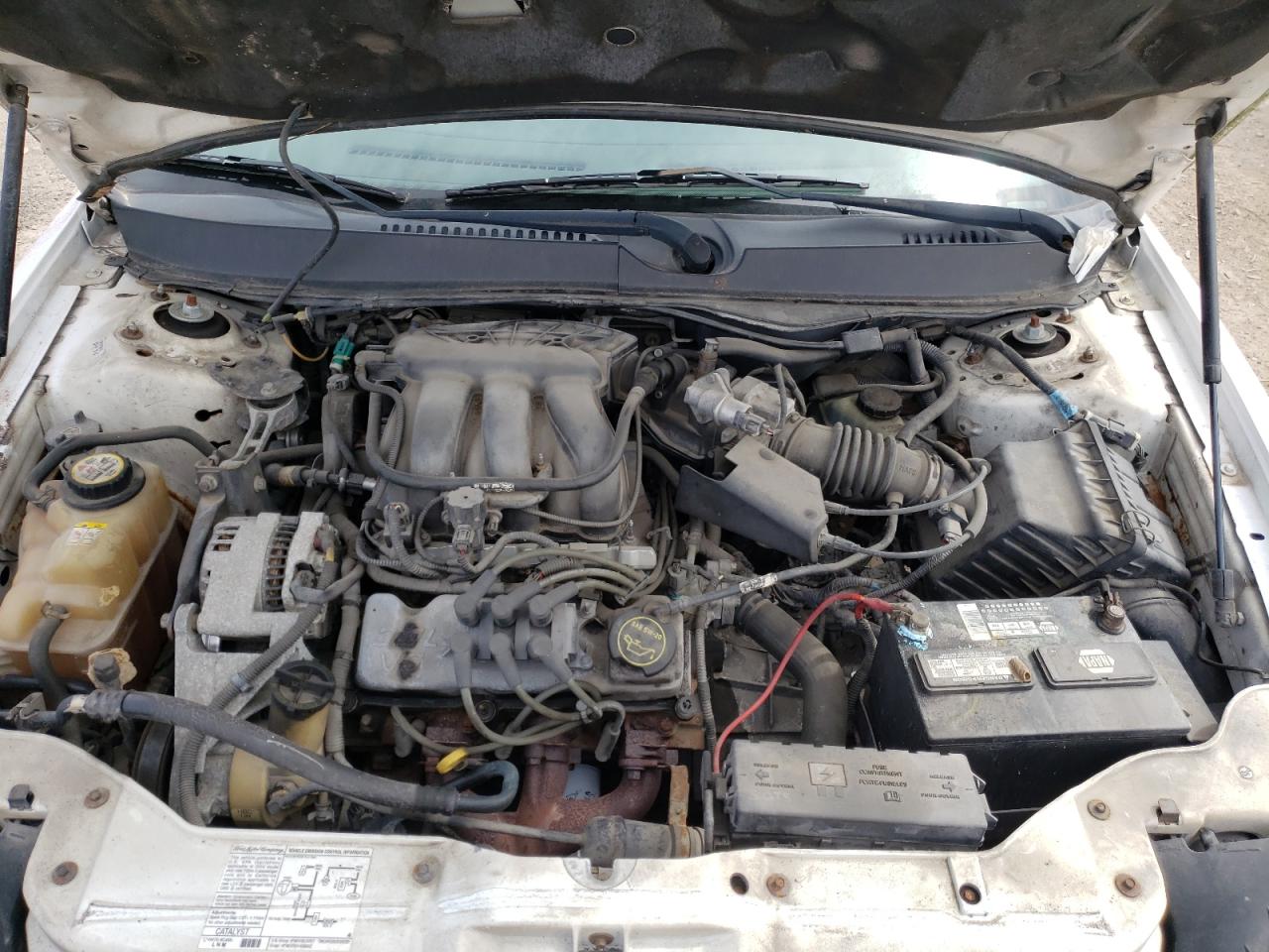 Zdjęcie 7 z aukcji – 2004 FORD TAURUS SES z VIN 1FAFP55U74G129452