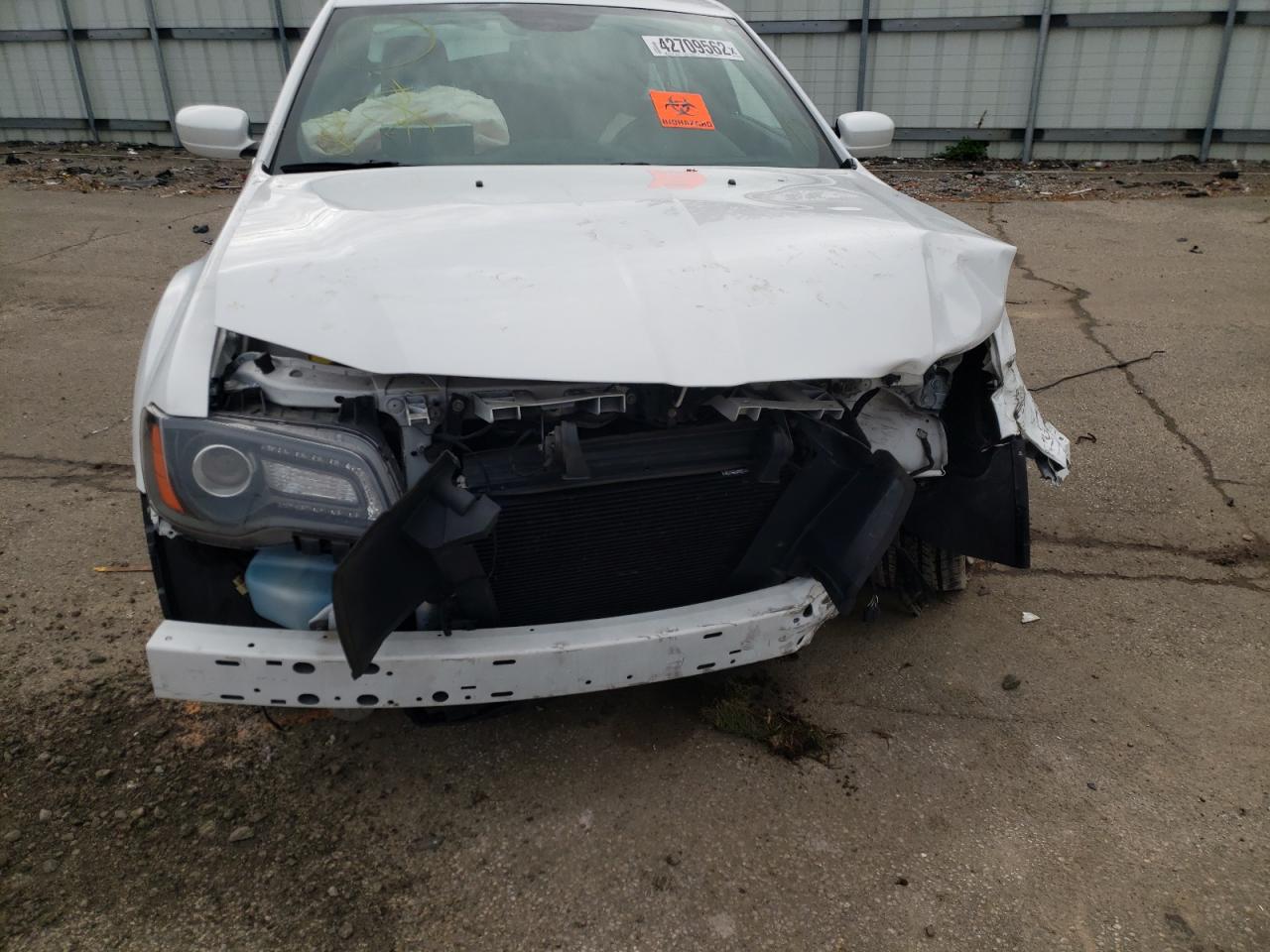 Photo 9 from auction – 2014 CHRYSLER 300 S with VIN 2C3CCABG5EH307093