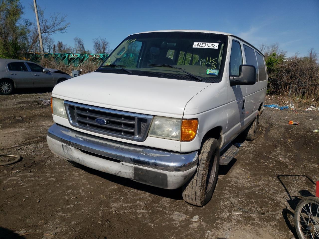 Photo 2 from auction – 2004 FORD ECONOLINE with VIN 1FBSS31L44HA07624
